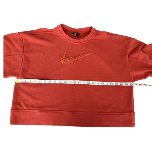 Nike Women's Dri-FIT Get Fit Crew Sweatshirt - Picture 5 of 10